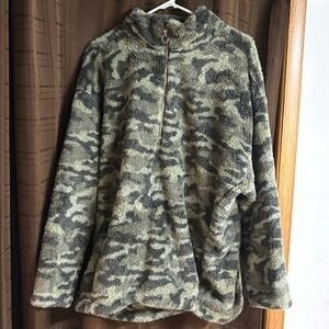 Camo Sherpa